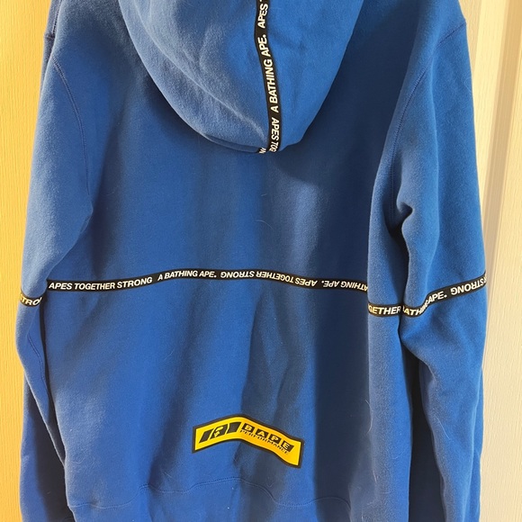 BAPE Hoodie Size M - Picture 2 of 3